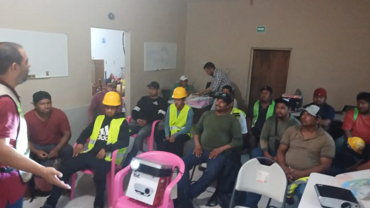 Icono de cursos presenciales en Taddle Training